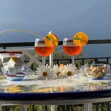 Blu Vesuvius Couette-café Sorrente