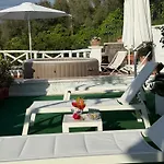 Blu Vesuvius Holiday home