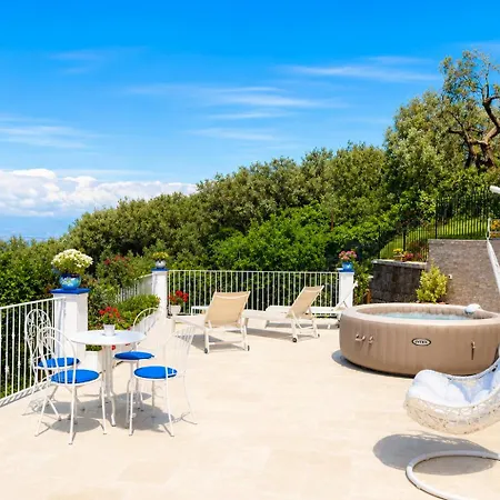 Blu Vesuvius Ferienhaus *