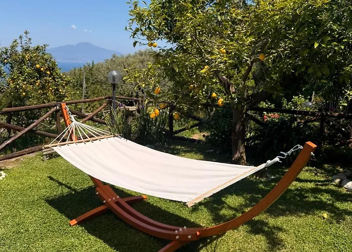 Blu Vesuvius Bed and Breakfast 4*
